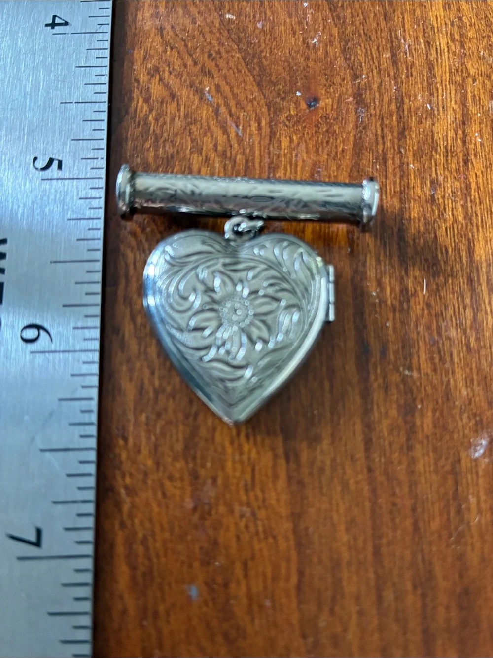 Vintage silver tone locket brooch